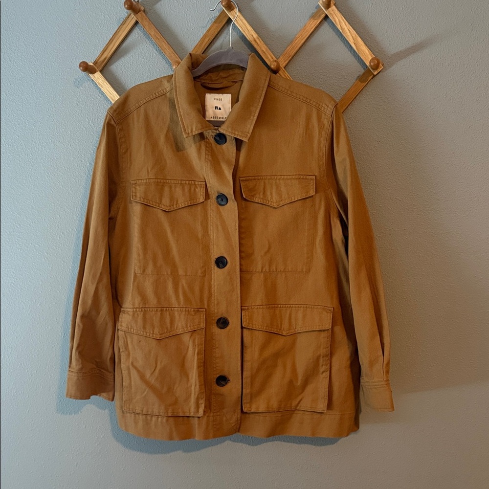 Women's Utility Jacket in Tan